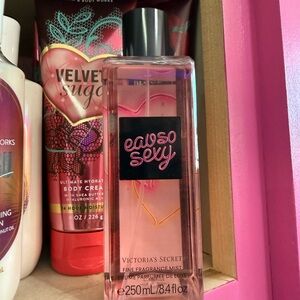 ボディソープ Victoria's Secret Ultimate Moisture togo Victoria's Secret | Bath & Body | New Victorias Secret Shea